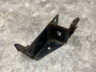 Кронштейн инструментального ящика правый, ориг. номер 5010578173, Renault Premium