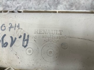 Корпус подножки правый, ориг. номер 5010225085, 5010468636, 18800051, T03465003, TD0858009AR, 30130008, 8717443SX, RNP300, 0303700912, TD0858009R, SK477014201, ZG025010225085, 670433, RVISP016R, SK459002501, R808078, T510022, 67702, AC5010468636, TR06C010002, 385200, 67702DEFEKT, 5010301287, 6420066524, 20017225D, RNBODY116, 303700912, 16315BS, Renault Premium