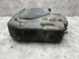 Бак AdBlue, ориг. номер 20856464, 21215914, 21134658, 20584446, 20590059, 21215913, 7421608835, 7421596909, 7421234177, 037041, 21608835, 0422646, Renault Premium