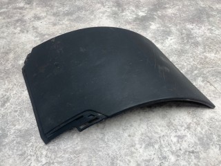 Накладка капота правая, ориг. номер 82858516, 82248307, T13437002, 8721790SX, M3141266, AC82858516, TV07C009002, 18300630, 4FH121, 0303200902, TD1151009R, 23462387, GK124431, TD1151006, 86255, 10214104, 780J50EX, 11024BS, 7660807, VOLVO