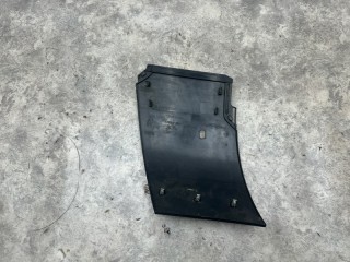 Накладка капота правая, ориг. номер 82858516, 82248307, T13437002, 8721790SX, M3141266, AC82858516, TV07C009002, 18300630, 4FH121, 0303200902, TD1151009R, 23462387, GK124431, TD1151006, 86255, 10214104, 780J50EX, 11024BS, 7660807, VOLVO FH