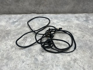 Датчик износа колодок, ориг. номер 5010590115, 20928560, 7420928560, T01595003, 8551579SX, 70713, 01380VLT, 079250, 68326746, 661104, 2260204, INF10013, S210065, 7423740273, 19754, M6247011, 930517E, 12458, 2260820, EKWL017, 05761494, 16122QS, 68326630RI, 617906, 1001549264, BK8500796, 1001050044, 0258786, 7420928555, 20928555, 23740273, 5761494, E1209019, WIC068, ST74928560, 20576609, Renault Premium