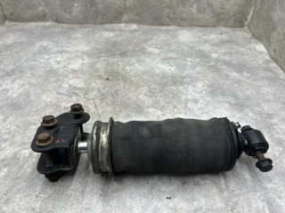 Амортизатор кабины задний, ориг. номер 5010615879, 08026901, 20106, 8703403SX, Z00015, SK469002201, 313072, 10816, SC012, 28944E, 080269, 11043C, 945453C, CB0171, 895374, 11043CA, T00035002, 119408C, P205303RA, 228879K, 8400212SX, 17000342, 975124, AC7105, 38455, E5508844, SK469002201PL, 24950E, 46777012, K0130110658, KG5453NC, LT85110210018, 5003130070, 677003, 8026901, ABC2018A1, BT11043CA, BK9500879, CA11879, W02M588053, S445303RA, 1788228879, 560029S996, 27J810, MLF5120, 25302300A, 030060053, 5010615879C, 560029S998, 090707950488, 5010615879B, 119408, EIF0313072, 945453S, SK469002203, WBR834342K, E137606E, 350002, 425303RA, SEM10816, V076345H, 0805010353, 11204002, R4670103, 9750001132, 17010021, S3295303200, 46061Z, MC026, 781700001622, N7580304WKM, AUG20106, ZX140354, A255303RS, 0229245, 030060098, S120975, 1172500, 50012019, 5010615879S, 655015, 20447E, 20447AE, B2252, 204170C, Renault Premium