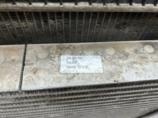Касета радиаторов, ориг. номер 30221, 5001873716, 7420833583, 7482358714, 7485003667, 7485003821, 7485003822, 8ML376728731, 97058, CI137000P, 5010619295, 7484201975, 7485020213, 637850, 350155, 5010514656, 7420833585, 7485020216, E9510029, 03021E, 509725, 8103379SX, 130040027, LRC0912, 349395, KRZ1557GD, 13010010910, T09095001, M4951010, 130040038, 63785, 58404, M4951001, Z20009, CR891000P, 7420775792, 076276, RE2073N, 99903471A, EIR1201013, 14210725148, LT20110310015, 85036, 14210570142, 635214, 7421699253, SK724008502, SK724002502, 7485013127, TM6500025, 0508637850, 5001867210, 5001873683, CR891000S, 8MK376745151, K63785, D7RV005TT, 8103446SX, 7485013165, 7485013126, 5001873685, 076276A, 303020, 0401000775, SK724002502PL, XRR1907PA, 11041029, 733543, 635234, RNRD0013, 29725, SK708001802, LRIC0914, 130010032, Z12509, KIZ1150GD, 5001866282, 635406, 076439, SK708001802PL, SP90025010, K97058, RE4060, 20041011, 611288, 104110, 16112882L, 397015N, 818529, XRIN1904, 10701130090, Renault Premium