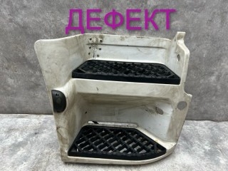 Корпус подножки правый, ориг. номер 5010578878, 18800032, 21243E, 30130004, 5010578876, 67685, SK477007301, TD0858010GR, R808046, 8723162SX, T03465006, 5010578387, SP40070132, 0303701072, T03465004, 670105, 33401EX2, 30130010, M3121405, M3121403, PRM244, TD0858010GL, TD0858010WR, SP40070142, AC5010578387, 46377002, PRM242, TD0858010WR1, T520034, SA2D0481, SA2D0470, TR06C011002, 1507080710, TRK6612, 18800032A, 271366, 20017204, 20017208, TV02C079004, RNBODY47, 676851, 100915, SK477007401, TR06C011004, SK477007302, 5010578384, 33401EX, 56874BS, T520006, 22094E, 20017206, 67685Y1, 670105SP, 5010578873, VLBODY685, PRM2440000, 1507080392, PRC800004, 932511E, RVISP002R, RVISP003R, 5010578383, 5010578876S, 5010578883, TD0858010, Renault Premium