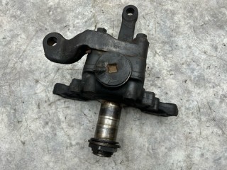 Кулак поворотный левый Renault Premium, 7420556298