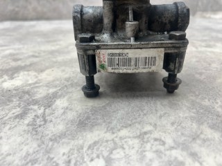 Клапан ускорительный, ориг. номер 9730110010, A0044293844, 1313871, 09320301, WG9000360524, 2226601, 81521166070, 81521169070, 77046, 77050, 20626E, 77M007, SK317000901, S280206, 0044293844, 46584, PN10029, 094130, PRO0110060, 462300, M7100560, 03306010, 9730110017, 0135131, KY23081, 303010011, TM1526601, 242301, 71101000, TT1811002, 0481026022000, 570107, 05243VLT, 0606010100, WA11012, 5010260468, A004429384480, 0340430070, SK317000902, CK9495, 665065, HTPHW9000360524, 0481026022, AC574BYW, 004429384480, 03330002, 481026E11, 05970450, 5970450, 5679550, AB357, AB159, TT1805017, 05679550, 5964550, 05964550, T129909, 1305026, WG90003605242, 0481026026000, 1504915R, 46376, 1340470R, 3735518501, 82834210000, I76792AT, AIF0776, 71101040, 8283421000, 23D020, 23D011, Sitrak C7H