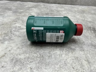 Гидравлическая жидкость, ориг. номер A0019892403, 8713081, 1127, 9201, 06161, 09110030427, G004000M2, 99906161, 21647, 1181100004, 83290429576, 430700015, 118110000101999, 1181100001, CHF11S, 121110800101999, 001989240310, PS640, A001989240309, 118110002001999, 4014835736412, V182575210, 30509001099, 1211108001, 1940715, 81229407758, 4008849503016, 1211108004, 601429774, 118110000401999, 121110800401999, ICR54301, A000989260411BTLR, 1405116, 000989260411BTLR, 601102059, 1384110, A001989240310, M3289, 600631703, 0019892403, 9730A5, DLM0003667, S712710, 82110148132, A000989430411FDND, 1211108B20, GCN004000Z2, 1211108B2001888, 1211108D6001888, 118110006001999, 00004320656, 1509C5, 1181100020, 3032380, G002000A2, 81221468879, CENTRALHYDRAULFLUID, V600018, 118110020801999, 093160548, 1181100208, 05127381AA, 1181100060, 0310000130, CHF1LORIGINAL, 30741424, CHF1L, 93160548, LR003401, 10929449, 10936449, 411040086, AR135, 9205, YCA101001P, 3978, 10921647, T281847, 000989430411FDNR, A000989430413FDNR, MN89901