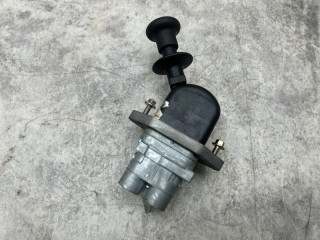 Кран ручника Sitrak C7H, WG9000360595