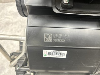 Отопитель в сборе, ориг. номер 711W619007130, Sitrak C7H
