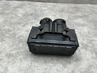 Модулятор Задний EBS, ориг. номер 81521066050, 81521066042, K000921, 81521066046, 81521066026, 81521069050, K020024N50, K020024, K000921N50, K020024N00, K020024X50, 81521066017, 372172, 354154, 81521069017, 354142, 949931E, R17020024, BK8500943, 81521066060, 3400092150, 8519819SX, 1404010388, R21512, 0966112, 05544VLT, 03409002, D66RK025A, S300281, MAN TGS 2007-2026