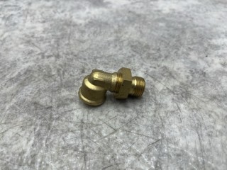 Фитинг угловой, ориг. номер 884546, INF11M16F16L, 271051615, E452M16F16, M7800001, 8938908600, 8521227SX, TRF1011616, ATD804201, 8934012924, D2022M16X15M16X15, 6237808, 71051615, R59180, 8934017744, SK689008501, 98427960, Z186058, PDKM16F16, 992132, 302316151615, EIFIT010, 504090193, D2022M16M16, D2022M16X15M16X15C, 03271006600, B327M1615FM1615, JL3023M16F16, 6237859, 0619710001, BRA051615, 6237993, 71551615B, M16F16L, TRF3023F16M16L, D2022, 310330, ORP4606, 1935215, 770900064, ATD804208, 302316151615N, AHLM1615F1615, 1506303, 0346565, 4850709, 2480274, 447372103, 447372103S, LME10LFE10L1, 0039907671, A0039907671, 13624236, WZ2480254, 7700068378
