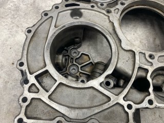 Крышка задняя кпп ZF, ориг. номер 1670949, 81321030188, 95535786, 1377182, 6085201079, 6085401169, 0196283, 42550122, 42534811, 95006154, 1315201192, 1315201193, 5001866449, 5001853421, 81321030172, DAF XF
