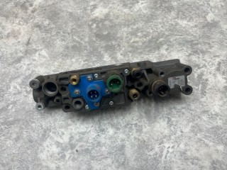 Блок клапанов КПП ZF Ecosplit, ориг. номер 0501216080, 0501219314, 1812080, 1957048, 1736648, S161134, 303110069, 95536380, T192703, KY130008, 1506338, 0693600, 10106043, DAF XF105 XF 105