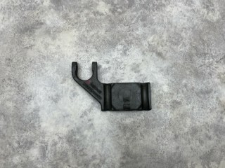 Кронштейн передней рессоры правый Sitrak C7H, WG9925522137