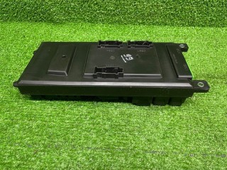 Блок предохранителей салонный, ориг. номер YQE500300, Land Rover Discovery 3 2004-2009