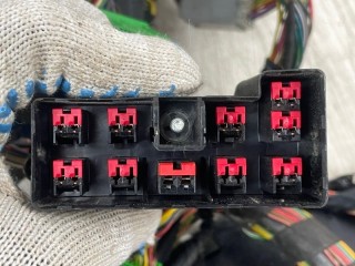 Проводка салона, ориг. номер YMW503990A, Land Rover Discovery 3 2004-2009