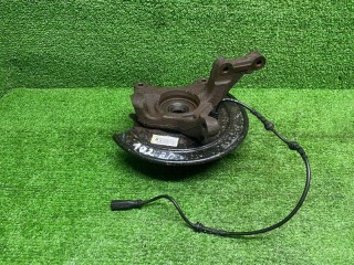 Кулак поворотный передний правый, ориг. номер 8200881916, Renault Duster 2015-2021
