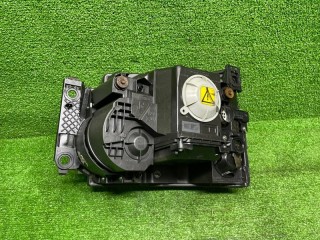 Фара правая, ориг. номер XBC500402, Land Rover Discovery 3 2004-2009
