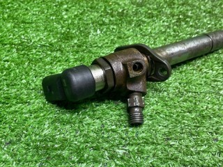 Форсунка топливная, ориг. номер LR006495, Land Rover Discovery 3 2004-2009