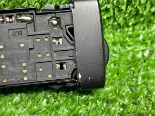 Кнопка обогрева сидений правая, ориг. номер 8475160110, Toyota LAND CRUISER PRADO 120 2007-2009
