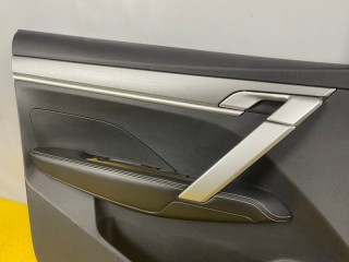 Обшивка двери передняя левая, ориг. номер 6600152180, Geely Coolray 2019-2024