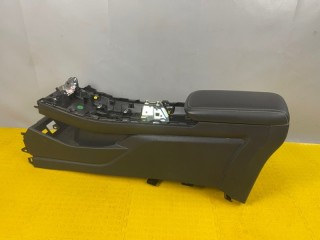 Подлокотник Geely Coolray 2019-2024