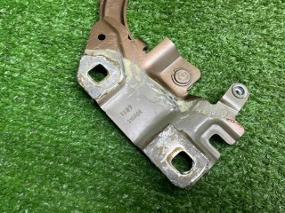 Петля капота правая, ориг. номер 654007438R, Lada XRAY 2015-2026
