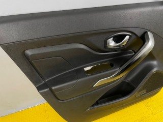 Обшивка двери передняя левая, ориг. номер 809017720R, Lada XRAY 2015-2026