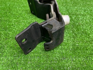 Опора КПП, ориг. номер 1237131050, Toyota LAND CRUISER PRADO 120 2007-2009