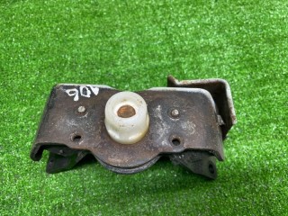 Опора КПП, ориг. номер 1237131050, Toyota LAND CRUISER PRADO 120 2007-2009