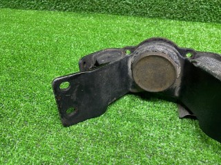 Опора КПП, ориг. номер 1237131050, Toyota LAND CRUISER PRADO 120 2007-2009