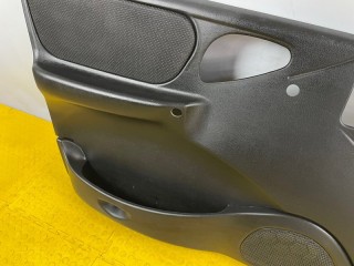 Обшивка двери передняя левая, ориг. номер 21230610201301, Chevrolet Niva 2009-2020