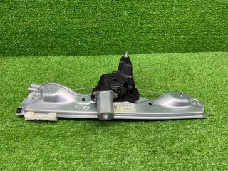 Стеклоподъемник задний левый, ориг. номер 827210502R, Lada XRAY CROSS