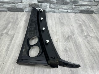 Планка под лобовое стекло правая, ориг. номер 8450022296, Lada XRAY CROSS