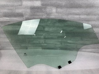 Стекло двери передней правой, ориг. номер 803000694R, Lada XRAY CROSS