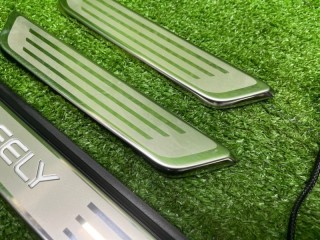 Накладка порога внутренняя (комплект), ориг. номер 6600006646, Geely Tugella 2019-2023