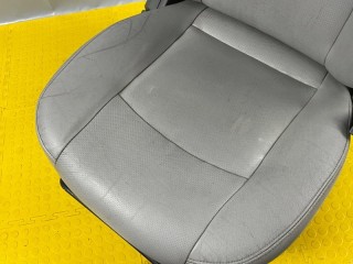 Сиденье переднее правое, ориг. номер 8827026600YHD, Hyundai Santa Fe Classic SM