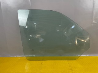 Стекло двери передней правой, ориг. номер 7H0845202C, Volkswagen Transporter T5 2002-2009