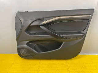 Обшивка двери передняя правая, ориг. номер 8450008322, Lada Vesta 2015-2026