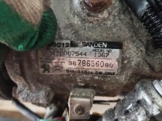 компрессор кондиционера, ориг. номер 9678656080, Peugeot 308 2007-2011