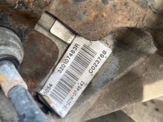 МКПП, ориг. номер 320107483R, Renault Trafic 2 поколение [рестайлинг] 2006-2014