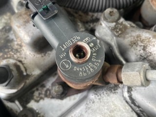 форсунка топливная, ориг. номер 8658351, Volvo S60 2000-2004