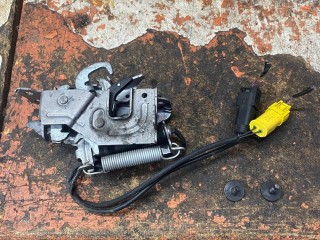 замок капота левый, ориг. номер 7468349, 51237468349, BMW 3 G20/G21 2018-2022