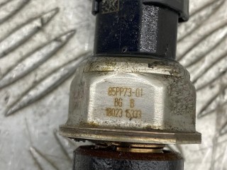 топливная рампа, ориг. номер H8201257368, 28389853, Nissan NV400 2010-2021