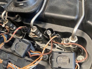 форсунка топливная, ориг. номер 7589048, 13537589048, BMW 5 F10/F11 2009-2013