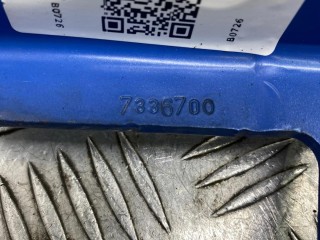 петля капота правая, ориг. номер 7336700, 41617286344, 7286344, BMW M3 F80 2014-2018