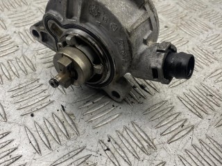 вакуумный насос Volvo C70 2 поколение 2005-2009, D 5244 T8, 2.4 л, 31219463