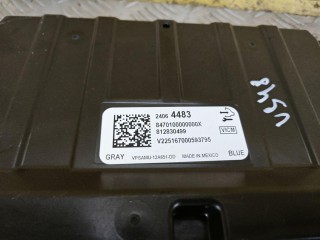 блок комфорта, ориг. номер 24064483, Chevrolet Equinox EV 1 поколение 2024-2026