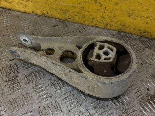 подушка крепления КПП, ориг. номер 84146942, Chevrolet Equinox 3 поколение 2017-2021